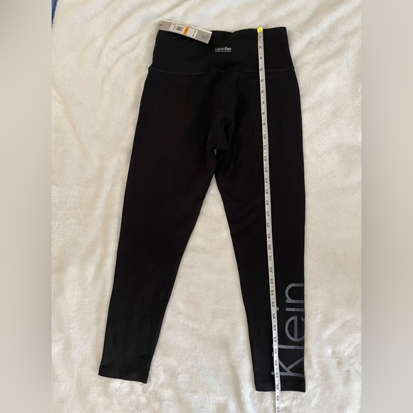 Calvin Klein Black Cropped Leggings - Picture 5 of 6